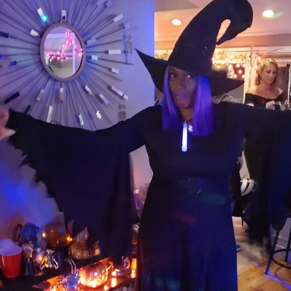 GOTHIC WITCH COSTUME EUC WORN ONCE HAT NOT INCLUDED SIZE 10-14 - Picture 2 of 4